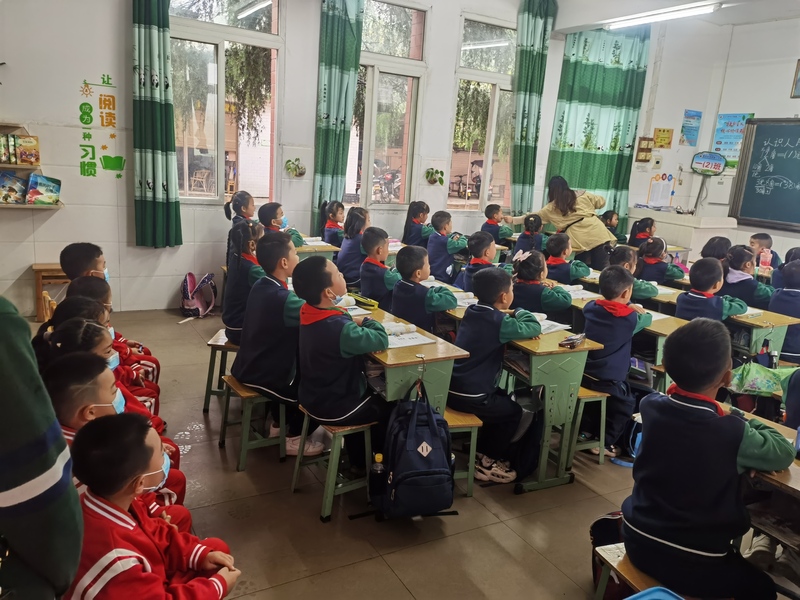 你好，小学！——观音镇小学校携手中心幼儿园开展幼小衔接专项活动