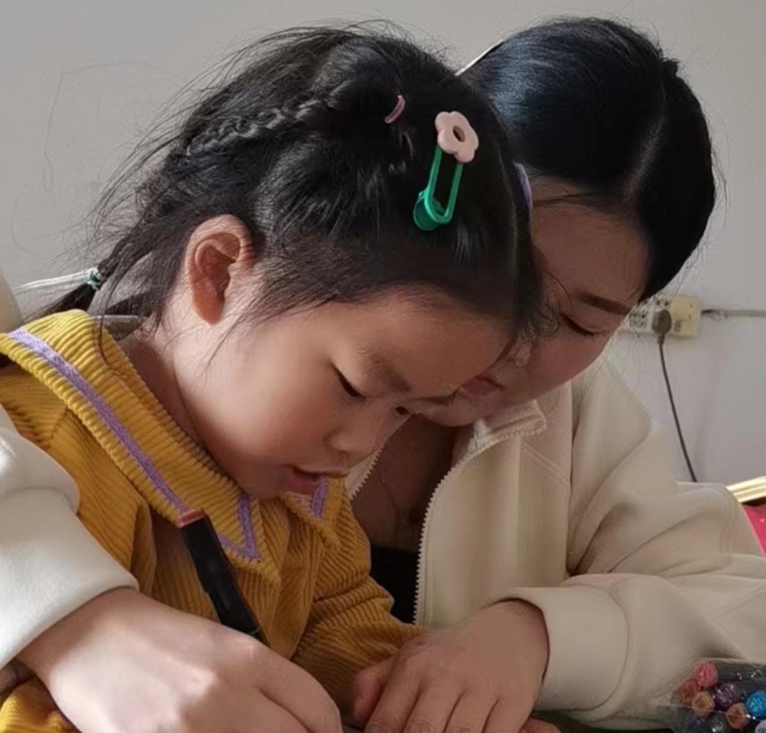 童心童画 安全伴我行