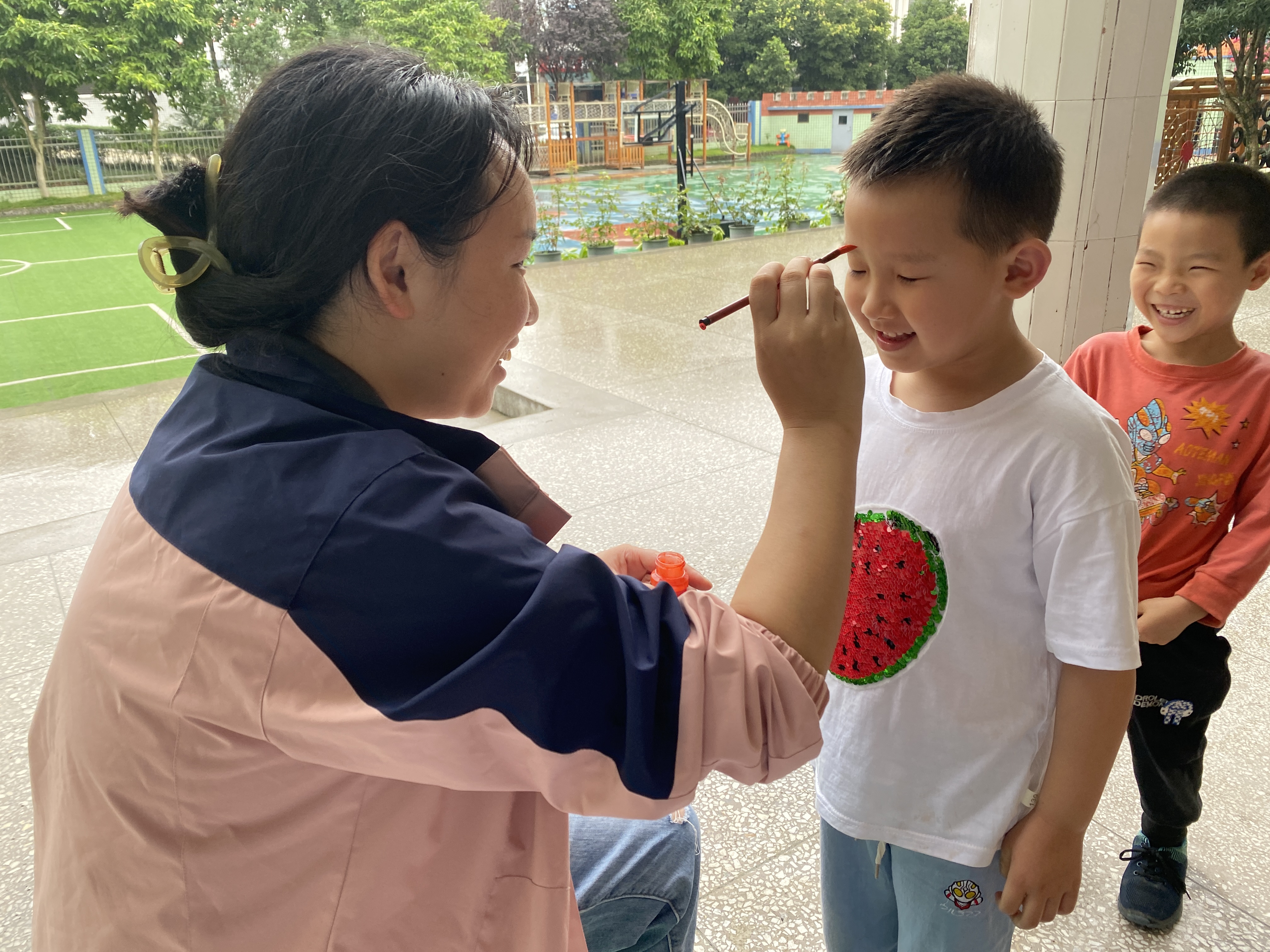 五育融合润童心  民族文化永传承  ——大河中心幼儿园端午节活动