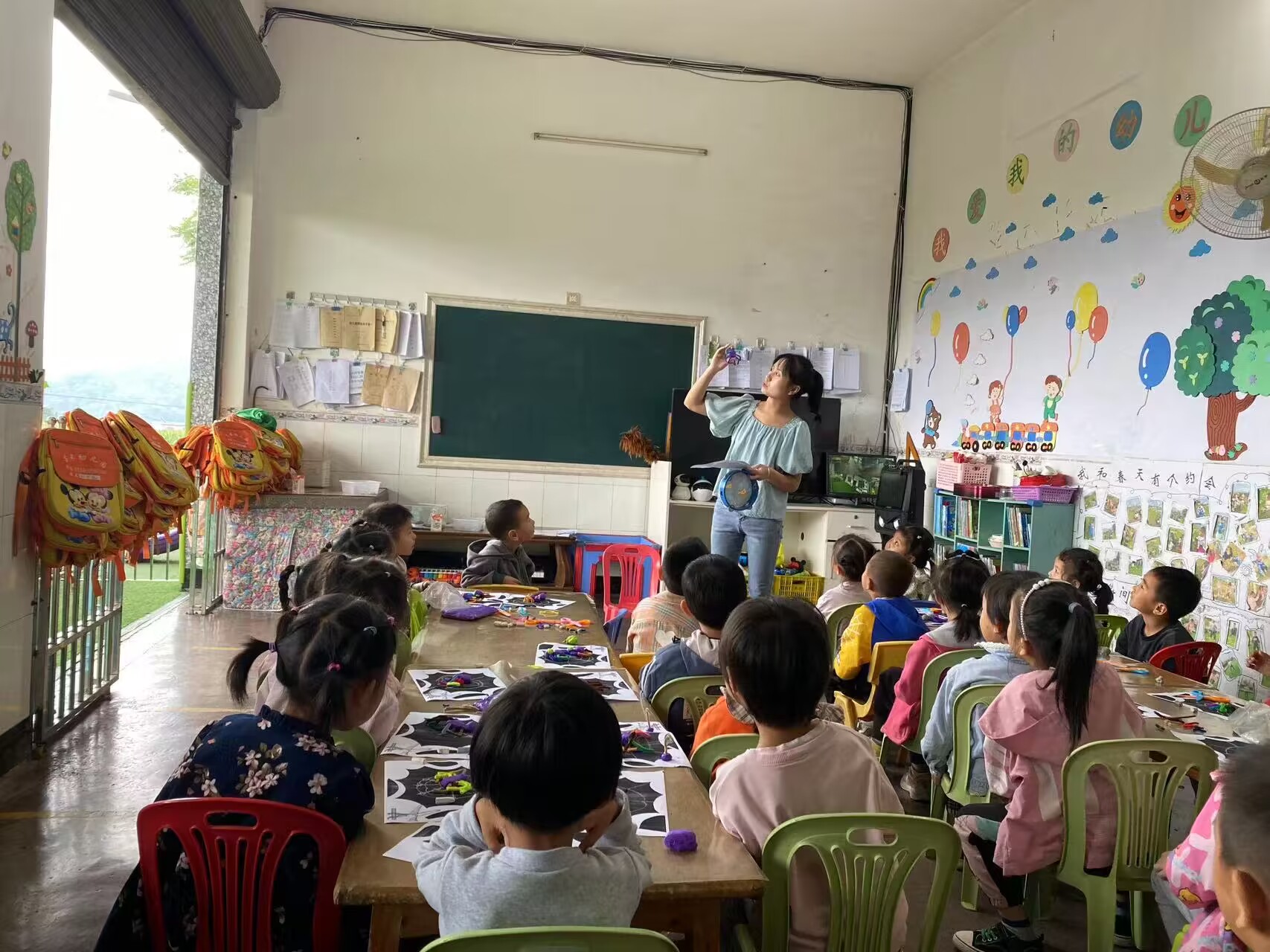 教研带动成长  引领帮扶共享     ——大河乡学前教育一体化管理结对帮扶活动