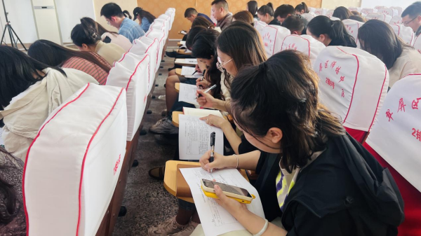 求真务实练本领，奋楫笃行新征程‍