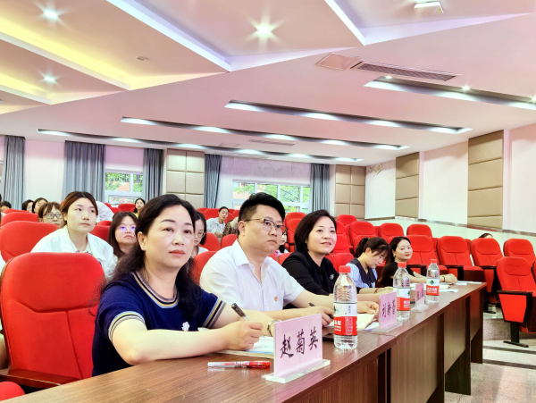 同课异构筑桥梁 ​互学共研共成长——2024年宜宾市翠屏区、自贡高新区小学英语联合教学研讨活动