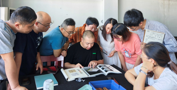 ​翠屏区教师培训与教育研究中心开展第五届专兼职篆刻教师培训班第十一次培训