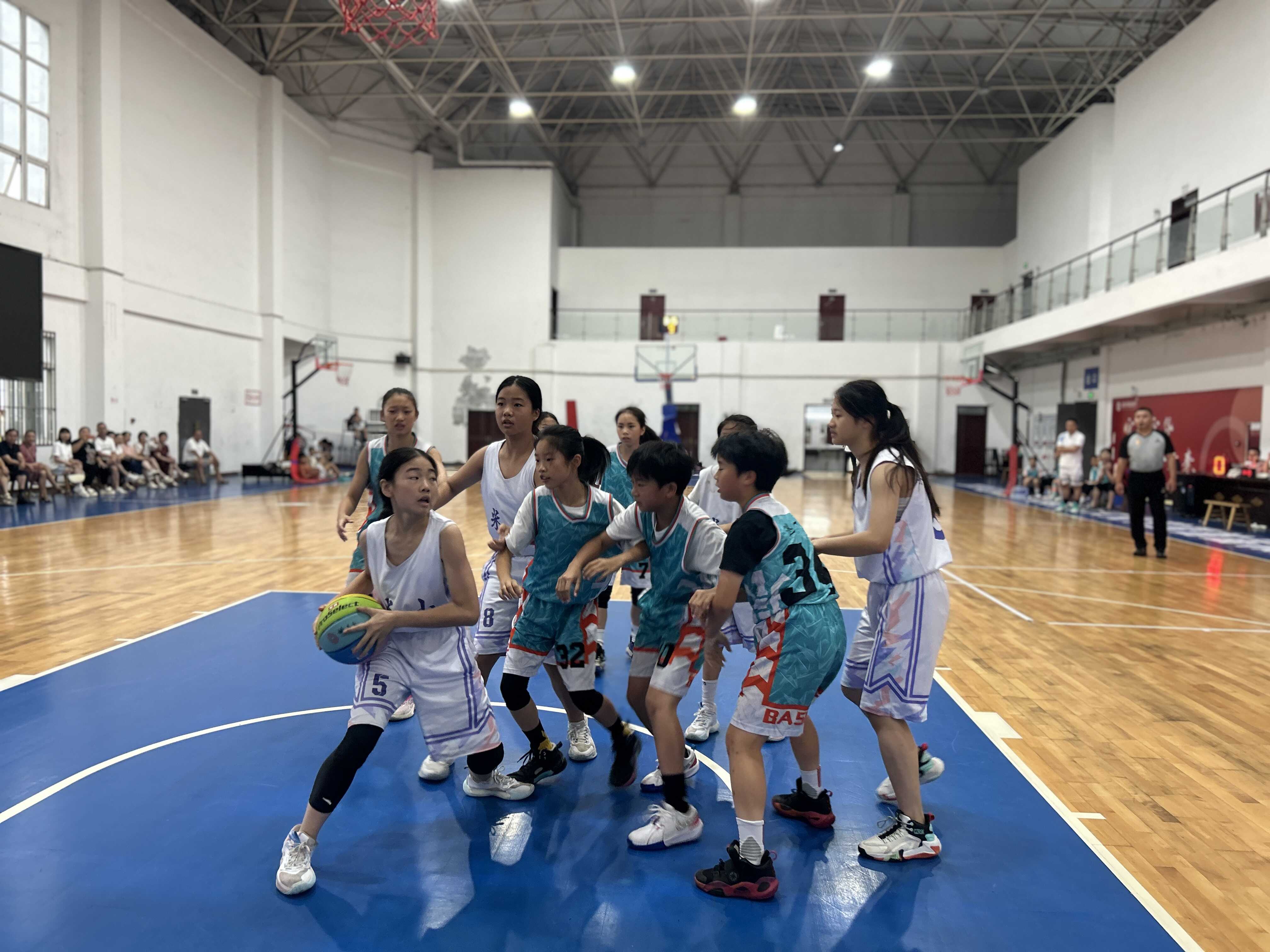 珙县第二届“篮动珙桐杯”篮球后备人才超级联赛圆满落幕