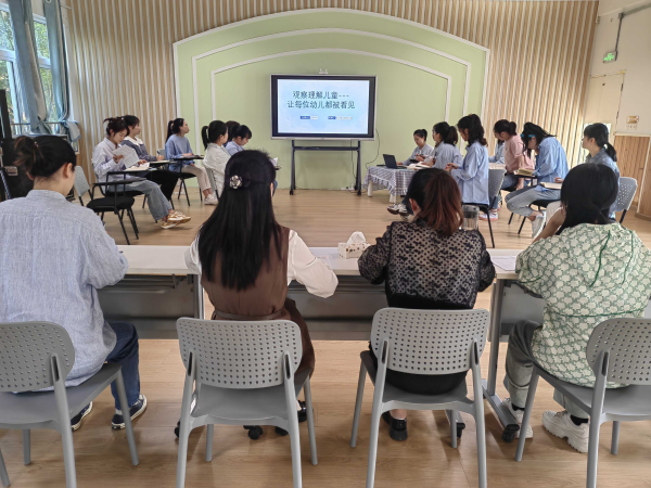 以“视”促思，以“导”励行——翠屏区师培中心到宗场镇中心幼儿园开展教学视导