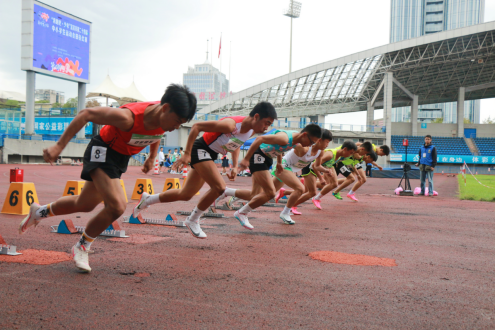 宜宾市第二十四届中小学生运动会田径比赛火热开赛
